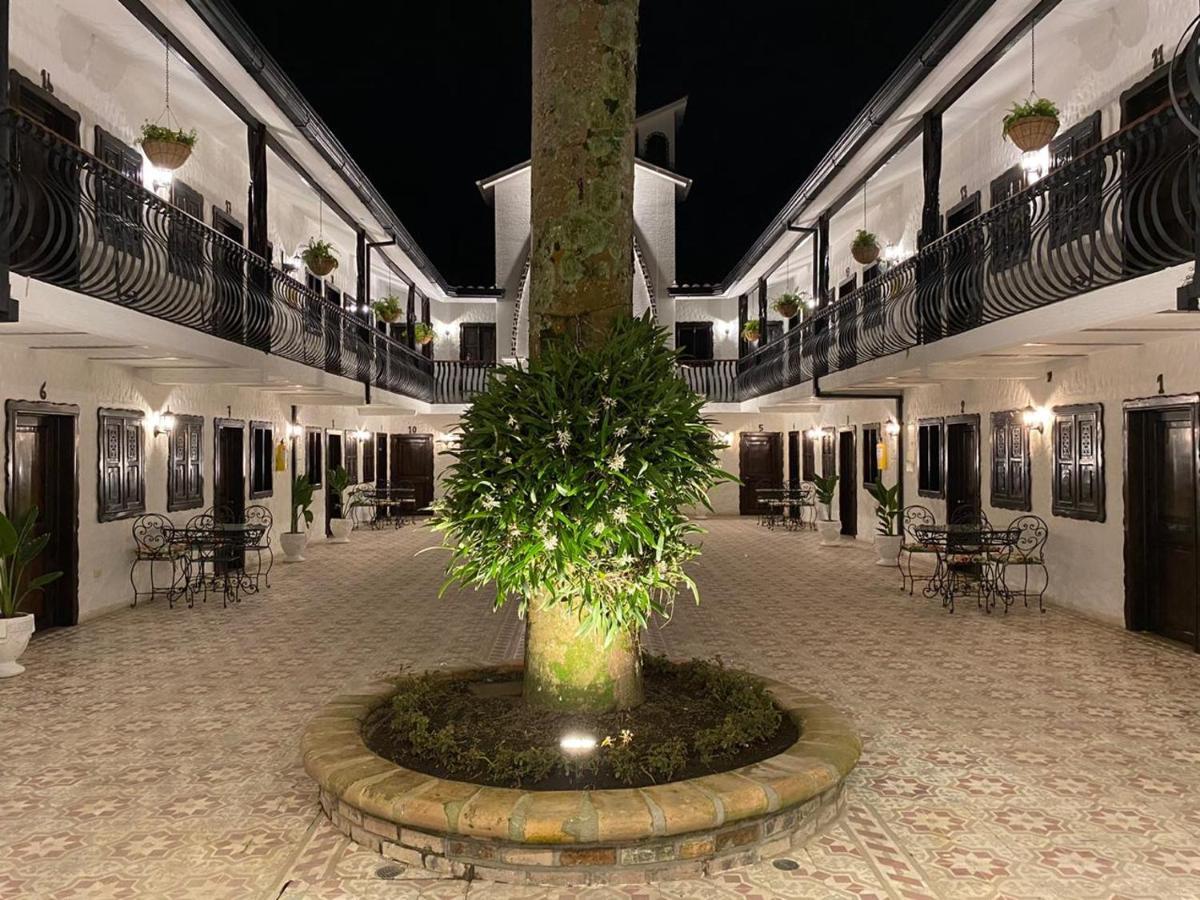 Casa Hotel Las Orquideas Сіркасія Екстер'єр фото