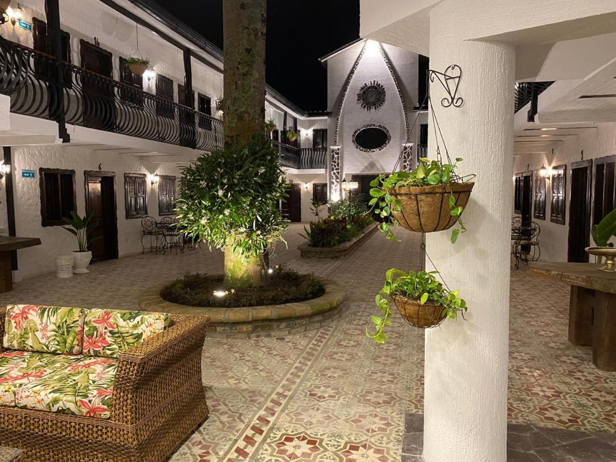 Casa Hotel Las Orquideas Сіркасія Екстер'єр фото